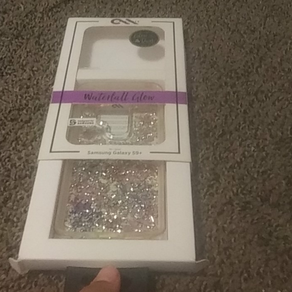 Phone case - Picture 2 of 3